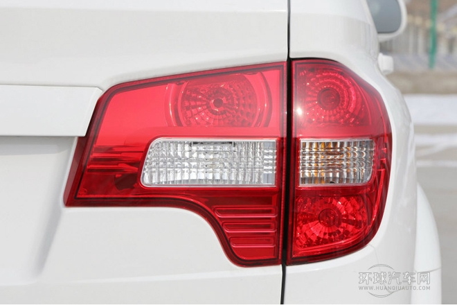 2014款 1.8T 2WD 自动胜域特装版
