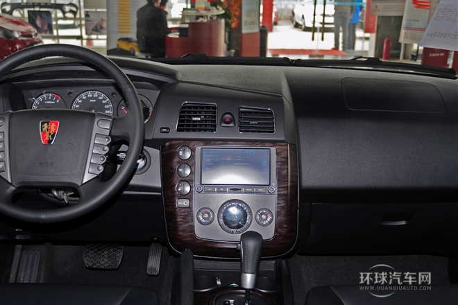2014款 1.8T 4WD 自动豪域特装版