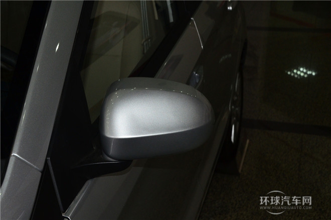 2013款 掀背 1.5L AMT锐意版