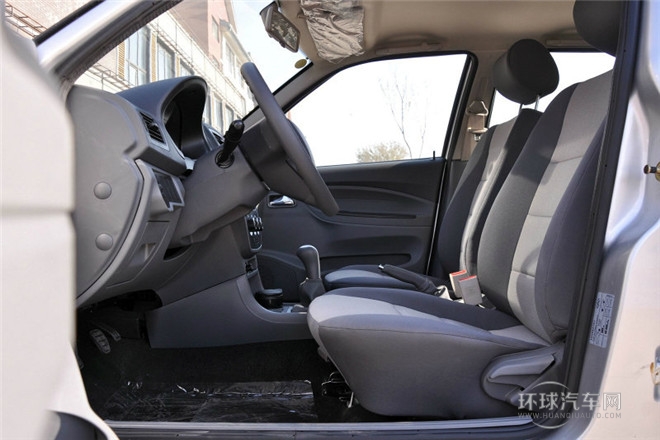 2012款 1.5L 手动标准型