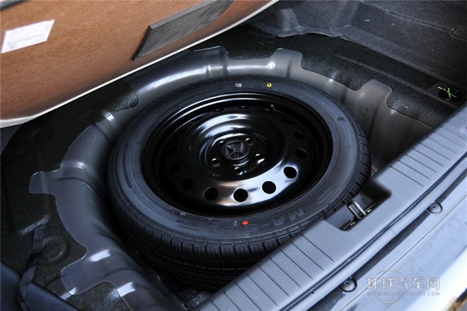2012款 1.8L 手动豪华版