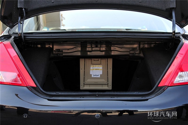 2012款 1.8L 手动豪华版