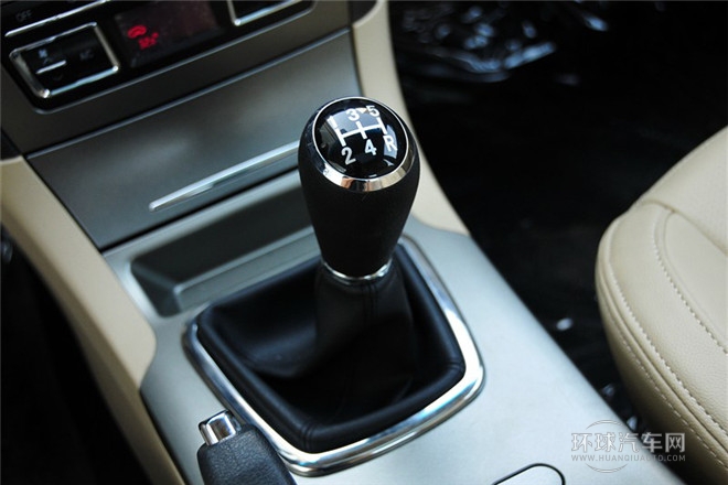 2012款 1.8L 手动豪华版