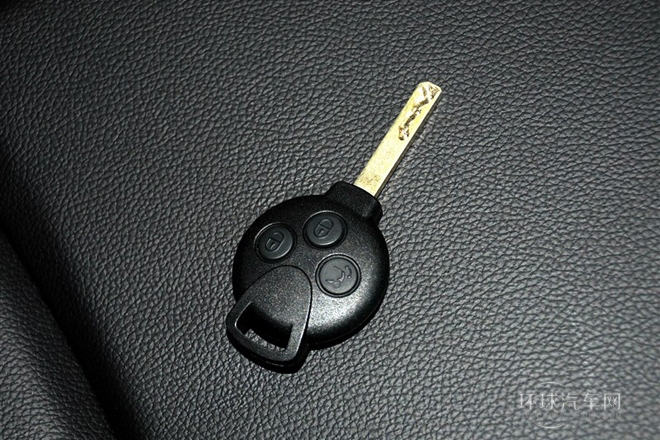 2014款 1.0 MHD 硬顶城市光波激情版