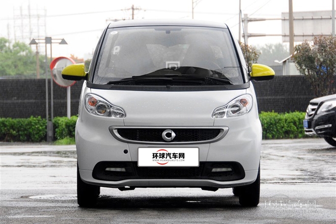 2014款 1.0 MHD 硬顶BoConcept特别版