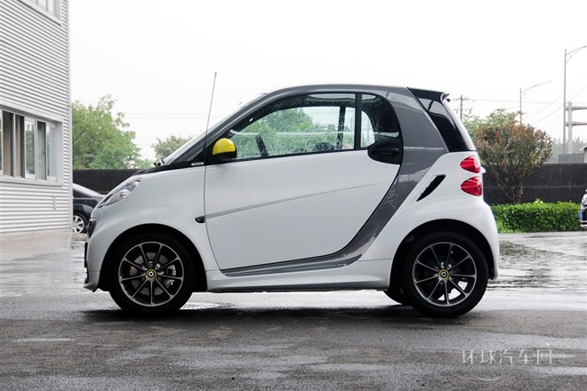 2014款 1.0 MHD 硬顶BoConcept特别版