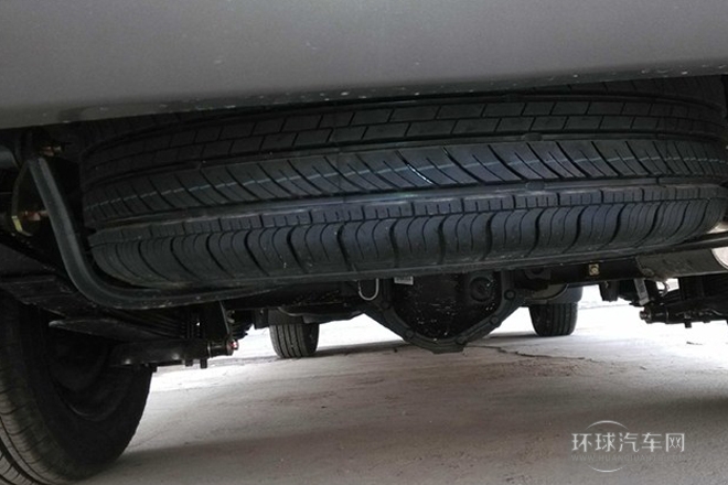 2014款 V3 1.5L 7座舒适型