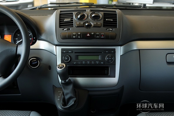 2010款 VITO 3.2 长型