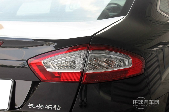 2013款 2.3L 豪华型