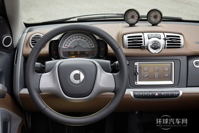 2014款 1.0T 敞篷BoConcept特别版