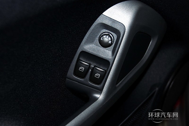 2013款 1.0T 硬顶激情版