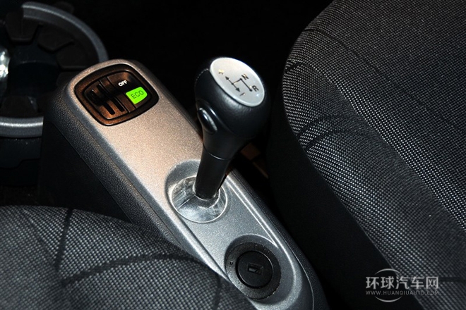 2012款 1.0 MHD 硬顶激情版
