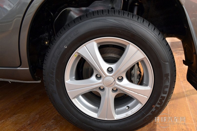 2012款 1.6L 手动5门豪华型