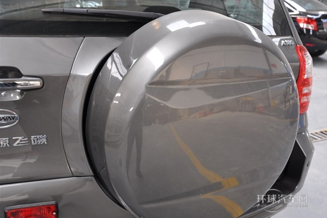 2013款 1.8L 自动5门舒适型