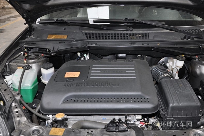 2013款 1.8L 自动5门舒适型
