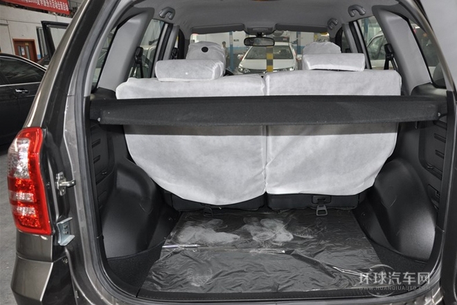 2013款 1.8L 自动5门舒适型