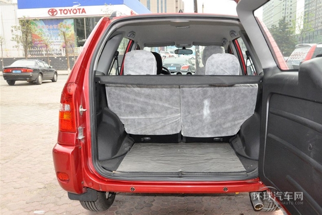 2013款 1.8L 自动5门标准型