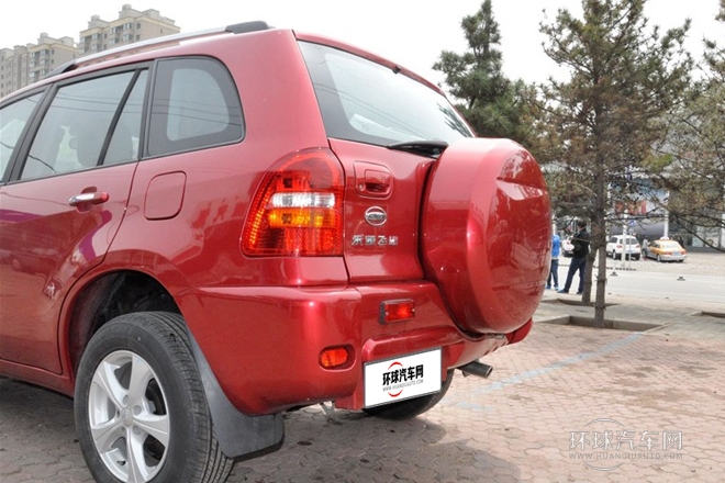 2013款 1.8L 自动5门标准型
