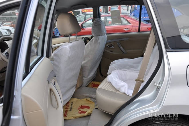 2013款 1.6L 手动5门标准型