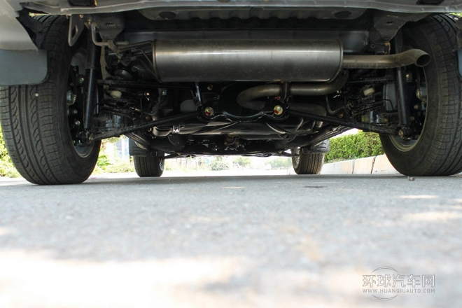 2012款 改款 1.6L 手动标准型