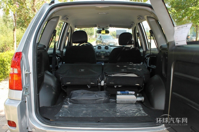 2012款 改款 1.6L 手动标准型