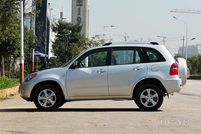 2012款 改款 1.6L 手动标准型