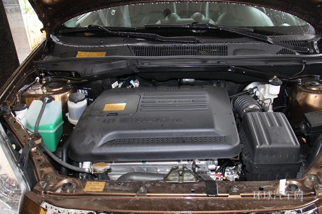 2012款 1.8L 自动豪华型