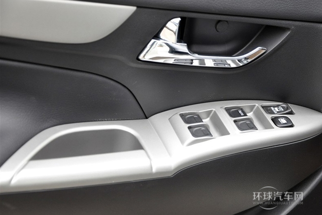 2012款 1.6L 手动天窗型