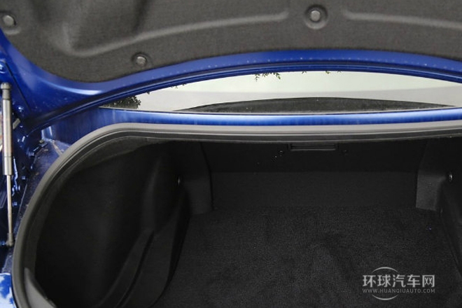 2015款 3.8T 动感酷黑内饰版