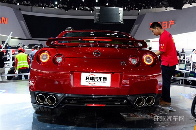 2015款 3.8T 时尚米白内饰版