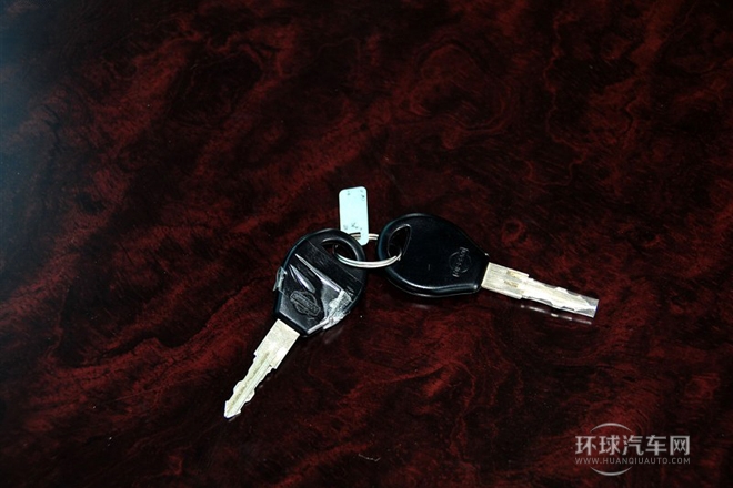 2011款 4.5L-尊贵VIP