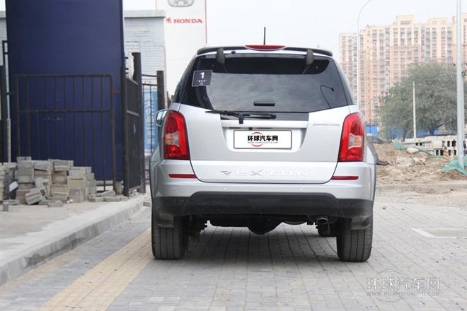 2011款 2.0T 四驱豪华导航版