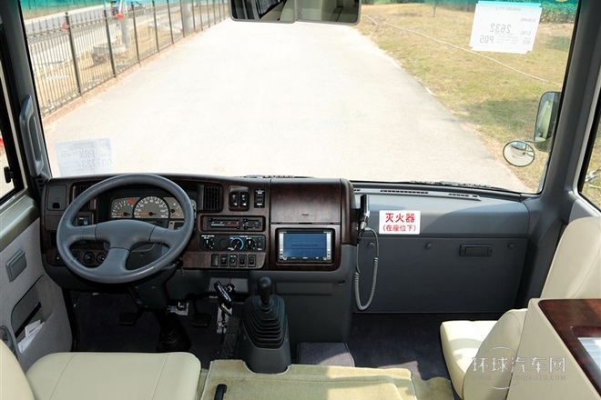2011款 4.5L-尊贵VIP