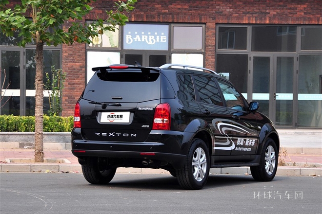 2011款 3.2L 四驱豪华导航版