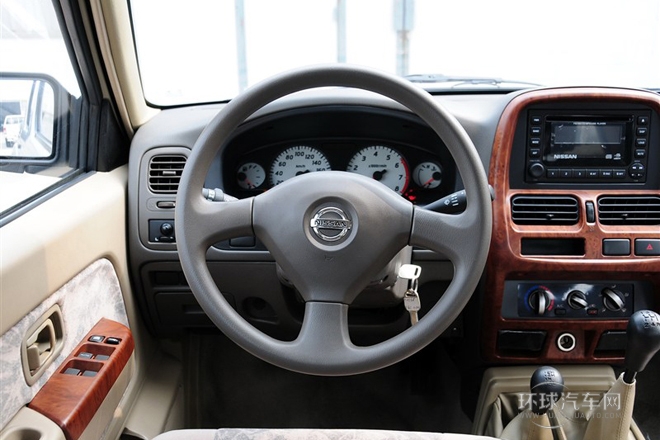 2011款 2.4L汽油四驱标准型