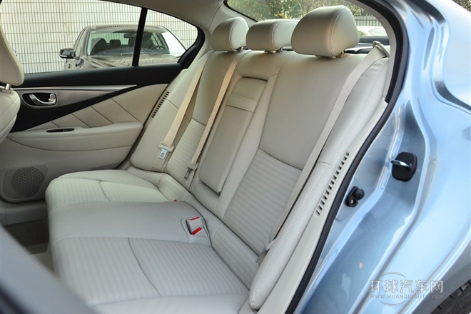 2014款 3.5L Hybrid 豪华运动版