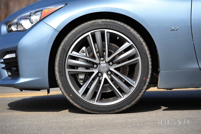 2014款 3.7L 豪华运动版