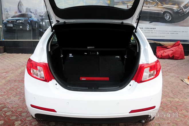 2013款 两厢 1.8L CVT精英型