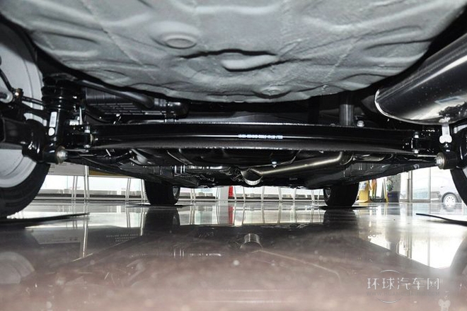 2013款 两厢 1.8L CVT尊贵型