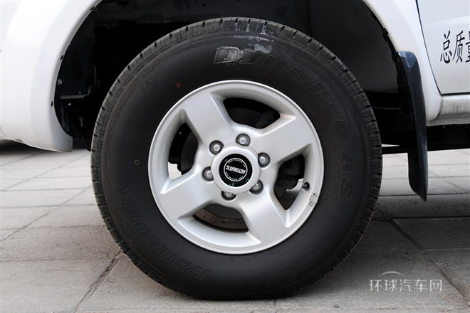2013款 2.4L汽油四驱标准型