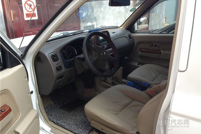 2013款 2.4L汽油四驱高级型