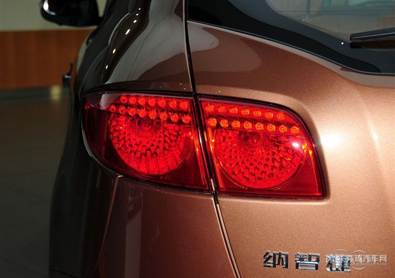 2013款 锋芒限量版 2.2T 四驱智尊型