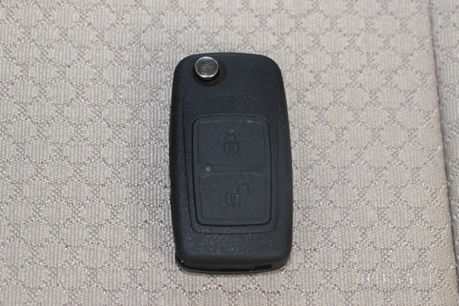 2012款 1.2L加长豪华型