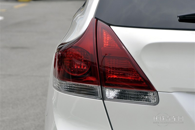 2013款 2.7L 两驱豪华版