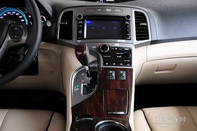 2013款 2.7L 四驱豪华版
