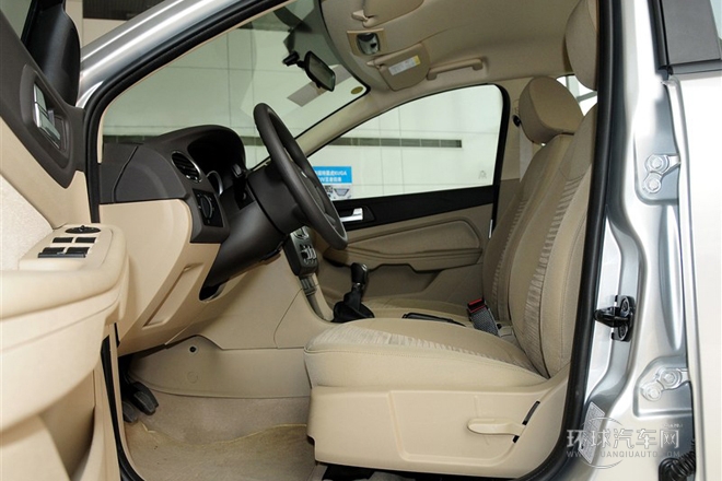 2013款 三厢经典 1.8L MT基本型