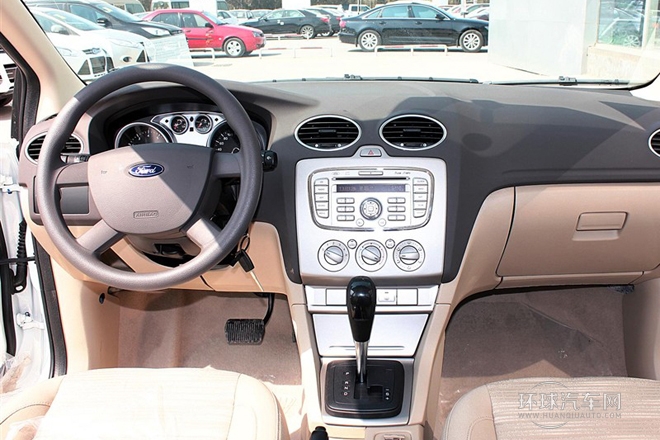 2013款 三厢经典 1.8L AT基本型