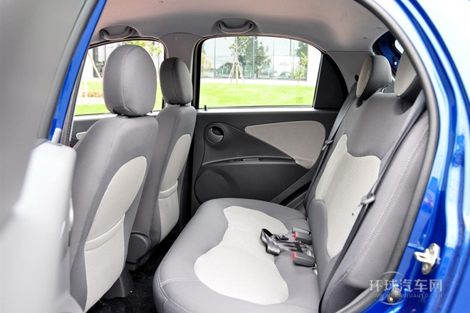 2010款 1.3L 手动豪华型