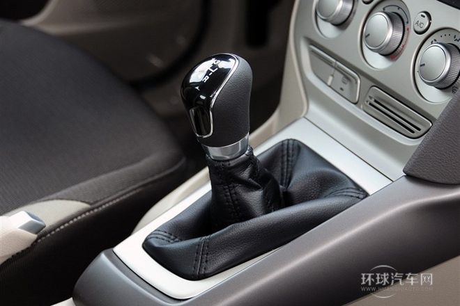 2012款 三厢 1.6L MT舒适型