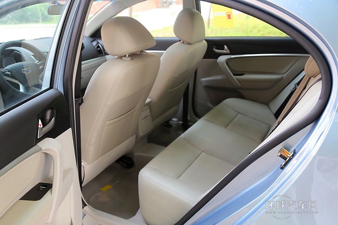 2014款 三厢 1.3T CVT尊贵型